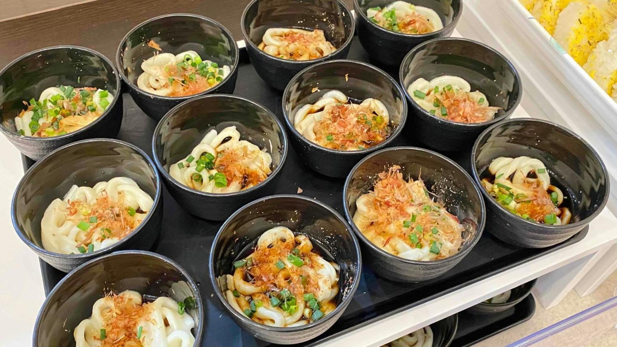 Toyoko Inn Tsu Eki Nishi Guchi Esterno foto
