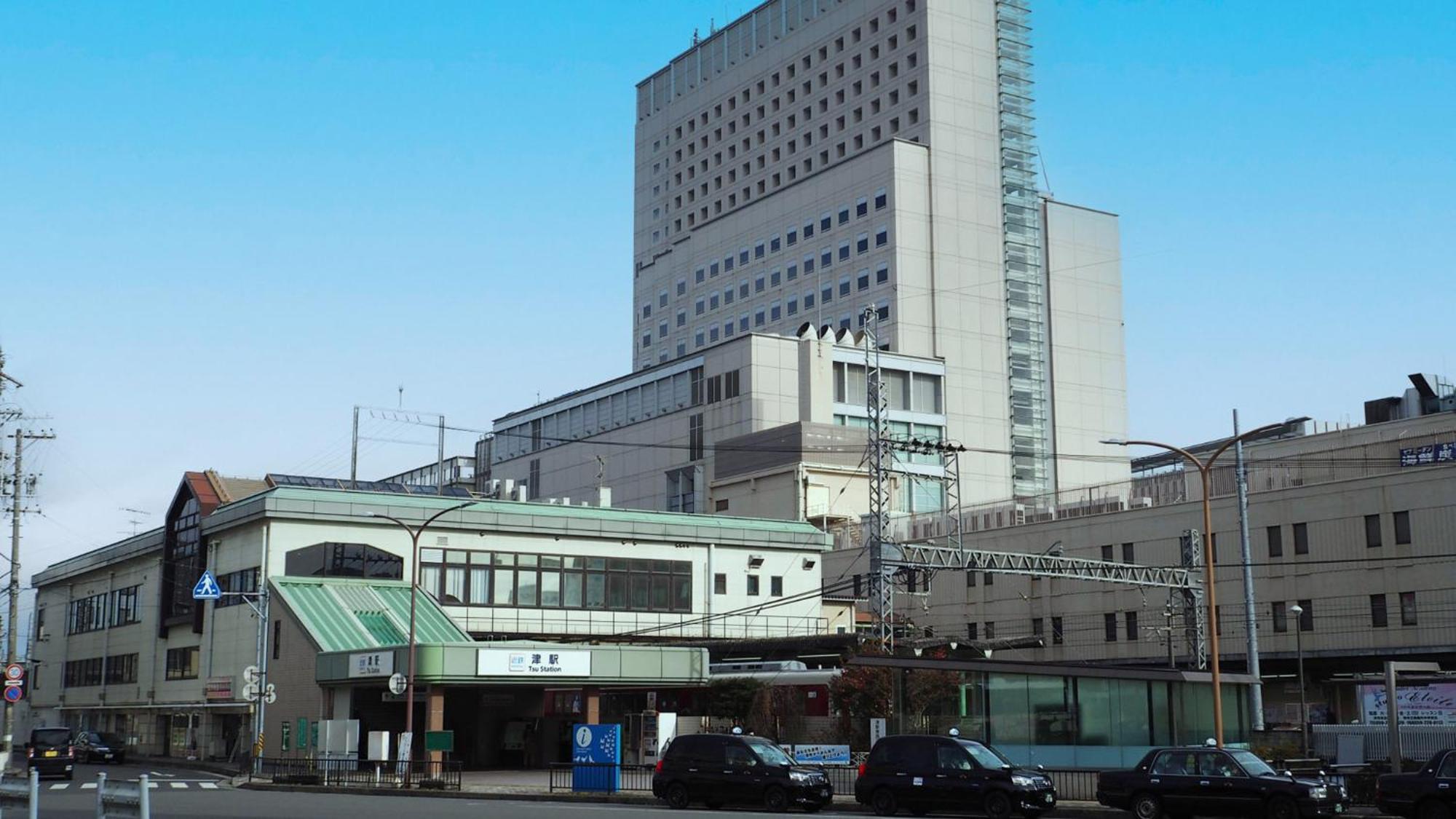 Toyoko Inn Tsu Eki Nishi Guchi Esterno foto