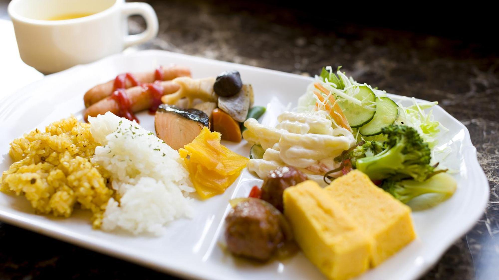 Toyoko Inn Tsu Eki Nishi Guchi Esterno foto